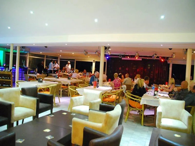 Lion Hotel Kuşadası 2*,  Türkiye