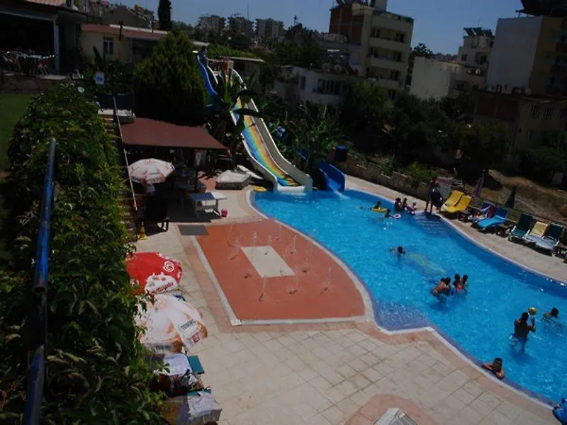 **  Lion Hotel Kusadası Turecko